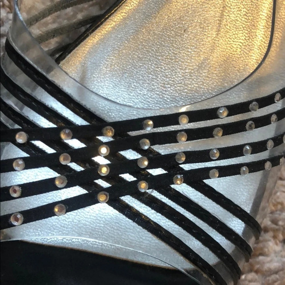 Clear Trendy Stone Heels - Picture 5 of 5